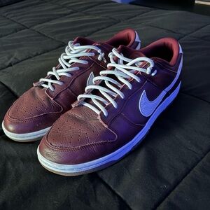 Nike dunk “by you” maroon/white/gum
